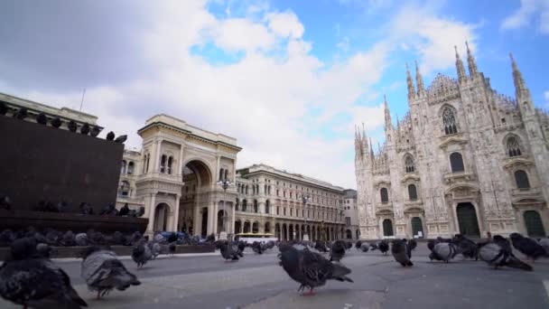 Milão Itália Março 2020 Praça Vazia Frente Catedral Pânico Coroa — Vídeo de Stock