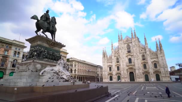 Milão Itália Março 2020 Praça Vazia Frente Catedral Pânico Coroa — Vídeo de Stock