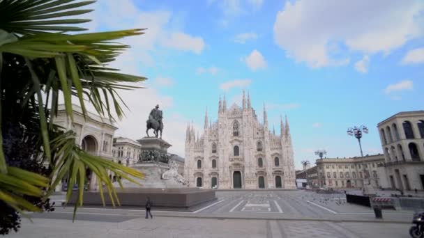 Milan Italie Mars 2020 Place Vide Devant Cathédrale Panique Couronne Vidéo De Stock Libre De Droits