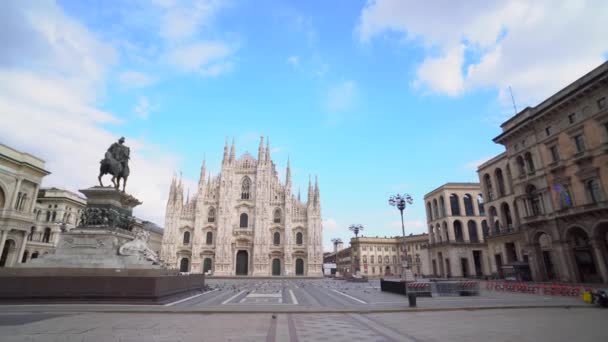 Milan Italie Mars 2020 Place Vide Devant Cathédrale Panique Couronne — Video