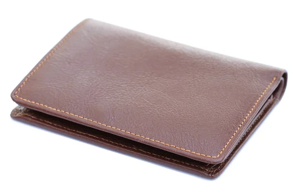 흰 배경에 분리되어 있는 갈색 가죽 지갑 — 스톡 사진