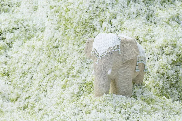 Elefantes Blancos Muestra Evento Exhibición Floral Bangkok Tailandia —  Fotos de Stock