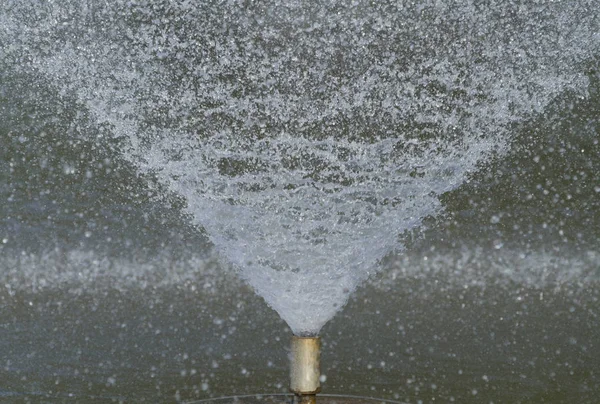 Spruzzo Acqua Sulla Fontana — Foto Stock