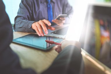 İş takım toplantısı mevcut. Fotoğraf profesyonel yatırımcı çalışırdı
