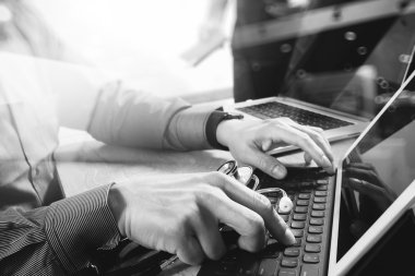 Tıbbi teknoloji ağ takım toplantı kavramı. Doktor el wor