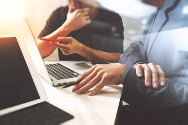 İş takım toplantısı. Fotoğraf profesyonel yatırımcı yeni s çalışmayı