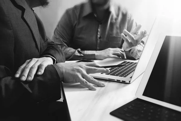 Reunión del equipo de negocios. Foto profesional inversor trabajando nuevo s —  Fotos de Stock