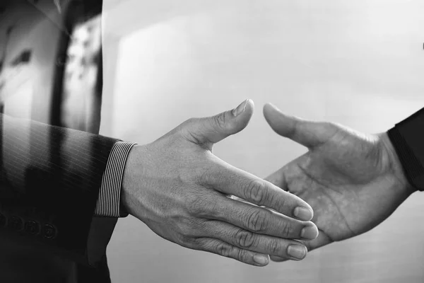 Partnerstwo biznesowe spotkanie concept.photo businessmans handshak — Zdjęcie stockowe