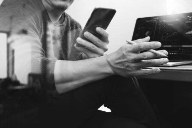 Tasarımcı el mobil ödeme online alışveriş, omni kanal kullanarak