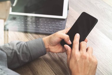 Kullanarak mobil ödeme online alışveriş, omni kanal, simge cus ele