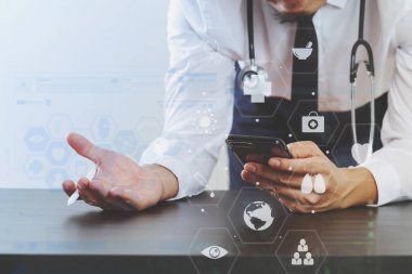 akıllı telefon ve st çalışma akıllı tıp doktoru kapatın