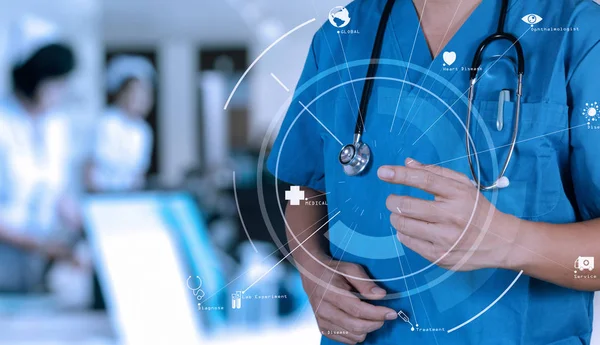 Sağlık ve tıp concept.smart tıp doktoru çalışma zekâ