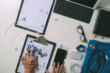 cep telefonu ve l Çalışma akıllı tıp doktoru Üstten Görünüm