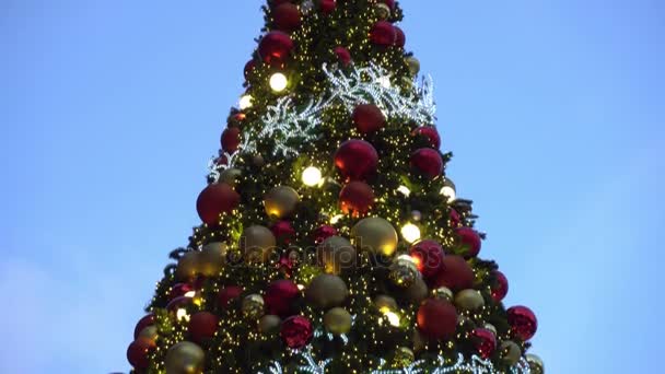 Concepto Temporada Saludos Gimbal Plano Adornos Árbol Navidad Con Luz — Vídeos de Stock