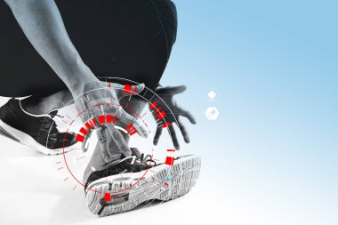 Atletik erkek ayak nedeniyle Vr tıbbi scannin ile burkulursa dokunmadan