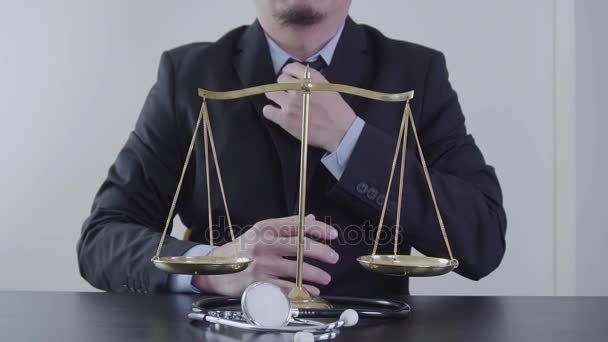 Droit Médical Concept Justice Avocat Juge Médecine Équilibre Des Soins — Video