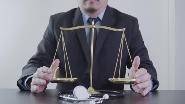 Direito Médico Conceito Justiça Advogado Juiz Medicina Equilíbrio Dos Cuidados — Vídeo de Stock