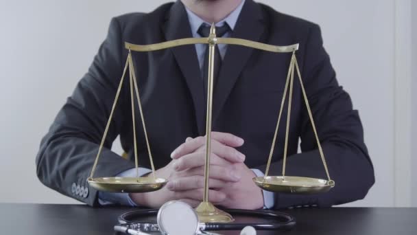 Droit Médical Concept Justice Avocat Juge Médecine Équilibre Des Soins — Video