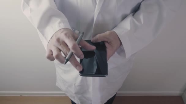 Υγείας Δαπάνες Και Αμοιβές Έννοια Χέρι Του Smart Γιατρός Χρησιμοποιείται — Αρχείο Βίντεο