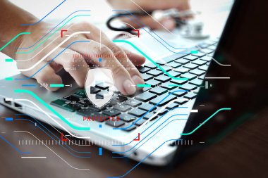 Doktor el dizüstü bilgisayar kullanma office yakın çekim