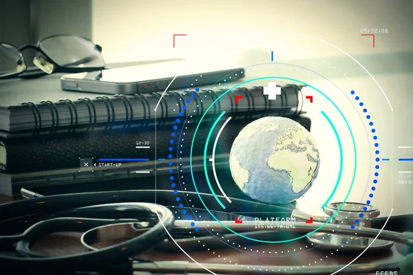 Studio makro stetoskop a textury zeměkoule s digitální kartou — Stock fotografie