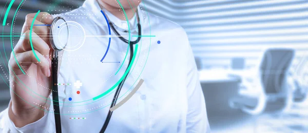 Doctor with a stethoscope in the hands — Stock Photo, Image