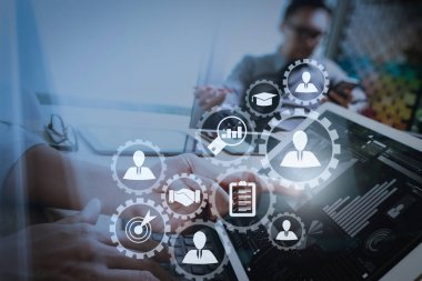 İş takım toplantısı mevcut. Fotoğraf profesyonel yatırımcı çalışırdı