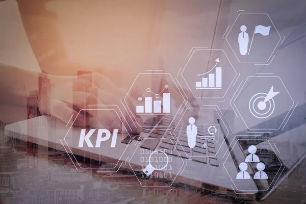 Key Performance Indicator Kpi Workinng Mit Business Intelligence Metriken Zur — Stockfoto