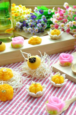 Kırmızı ve beyaz şerit peçete, gıda arpacık Tayland Kraliyet tatlı tatlı