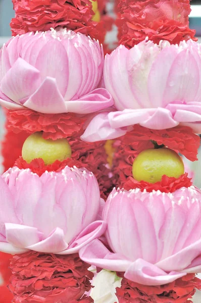 Marigold garland för bröllop gynnar — Stockfoto