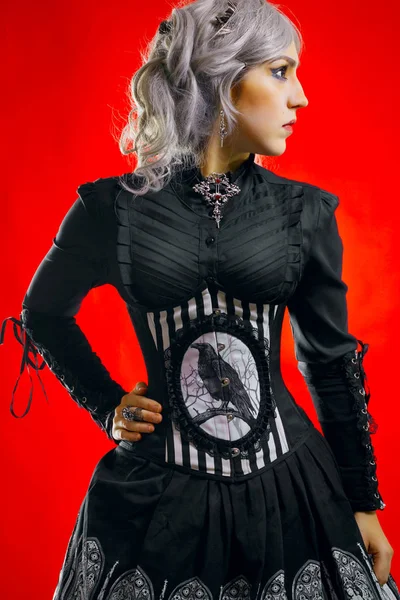 Old-fashioned gothic girl — Stock Photo, Image