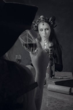 Şeytan ile akşam yemeği