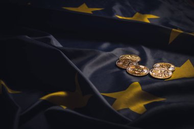 AB bayrağı altın bitcoins