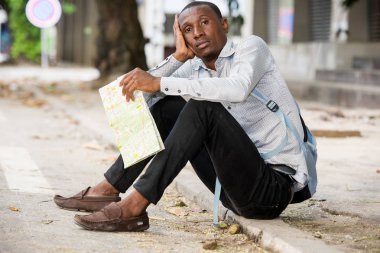 Genç bir adamın portresi.