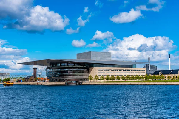 Vista del teatro de la ópera de Copenhague, marca . — Foto de Stock