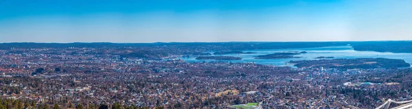 Luchtfoto van Oslo vanuit Holmenkollen, Oslo, Noorwegen — Stockfoto