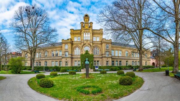 Gamla kirurgen universitätsgebäude in lund, schweden — Stockfoto
