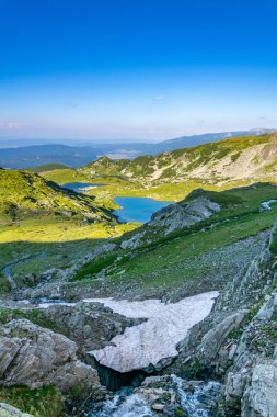 Balık, ikiz ve folyo gölleri, yedi rila gölünün doğal bir parçası.
