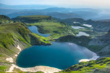Bulgaristan 'da yedi rila gölünün gündoğumu manzarası