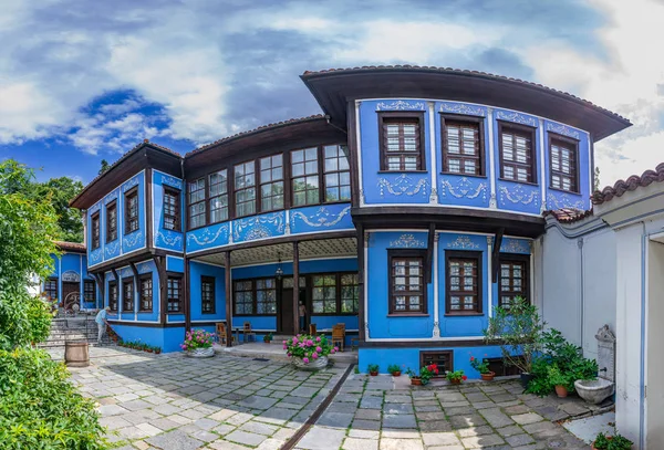 Hus-Museum Hindliyan i bulgariska staden Plovdiv — Stockfoto