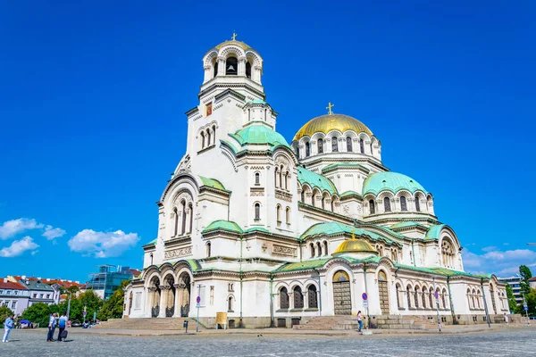 Kathedraal van Saint Alexander Nevski in Sofia, Bulgarije — Stockfoto