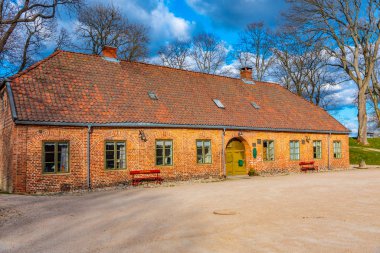 Norveç 'in eski Fredrikstad kasabasında tipik tuğla evler