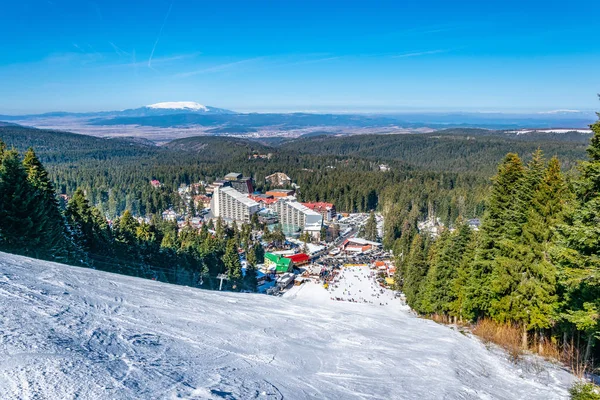 保加利亚Borovets滑雪中心，冬季 — 图库照片