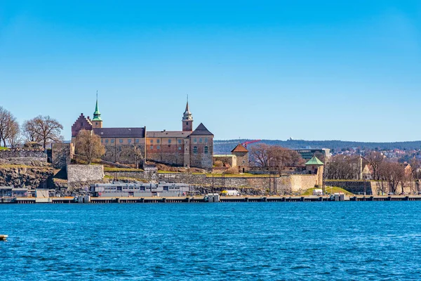 Vista del fuerte Akershus en Oslo, Noruega — Foto de Stock