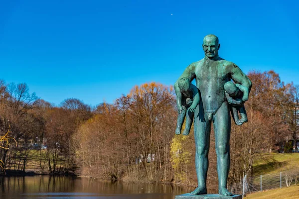 Detalle de la estatua en el parque Vigeland en Oslo, Noruega — Foto de Stock