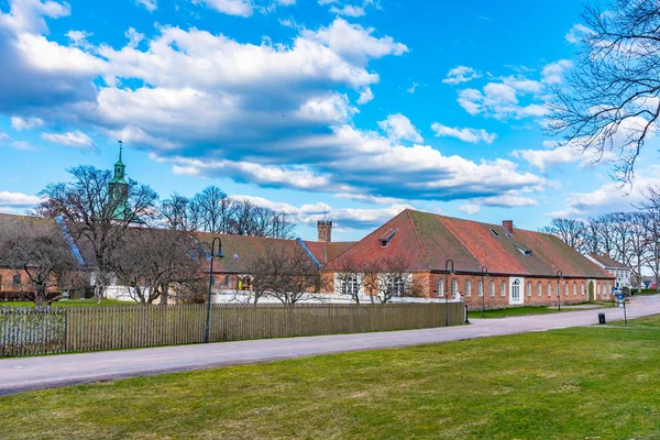 Casas de madeira típicas na cidade velha de Fredrikstad, na Noruega — Fotografia de Stock