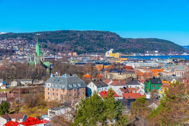 Norveç, Trondheim 'ın tarihi merkezinin havadan görünüşü