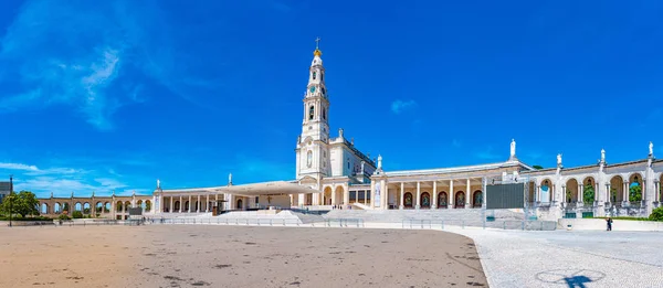 Berühmtes heiligtum von fatima in portugal — Stockfoto