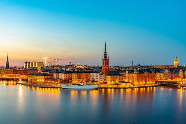 Sodermalm Adası, Sw 'dan Stockholm' deki Gamla Stan 'in günbatımı manzarası
