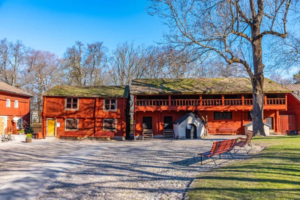 Hermosas casas de madera antiguas en Wadkoping barrio histórico de O — Foto de Stock